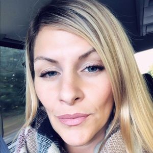 Meet your Posher, Kristine